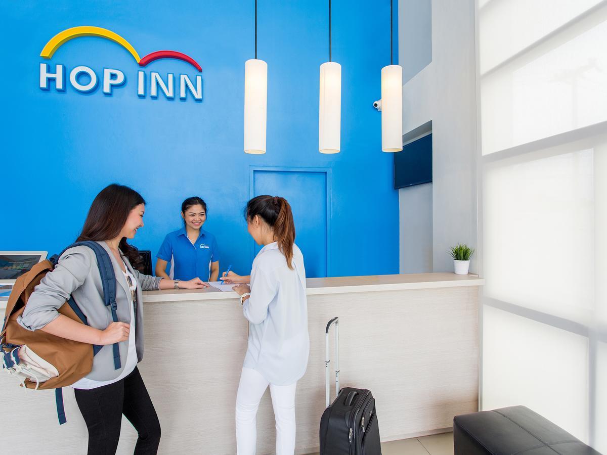 Hop Inn Sakon Nakhon Exterior photo